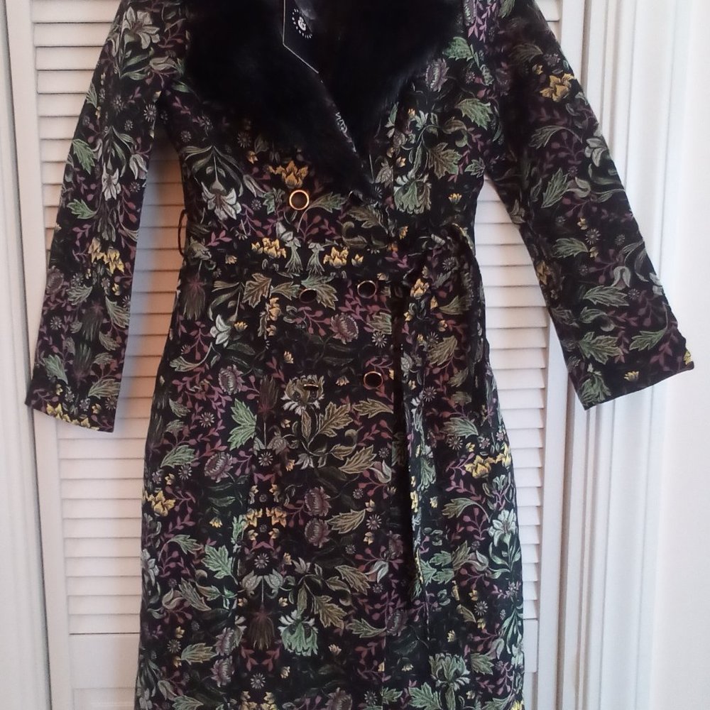 MODCLOTH -- BRIGHT AND BEAUTIFUL COAT /US 8